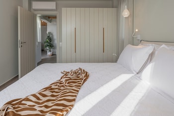 castello amorgos suites