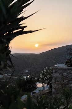 katapola