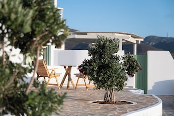 castello amorgos suites