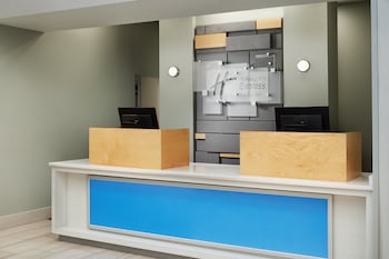 Holiday Inn Express Hotel & Suites Panama City-Tyndall By Ihg,Panama City>>Callaway,3 star