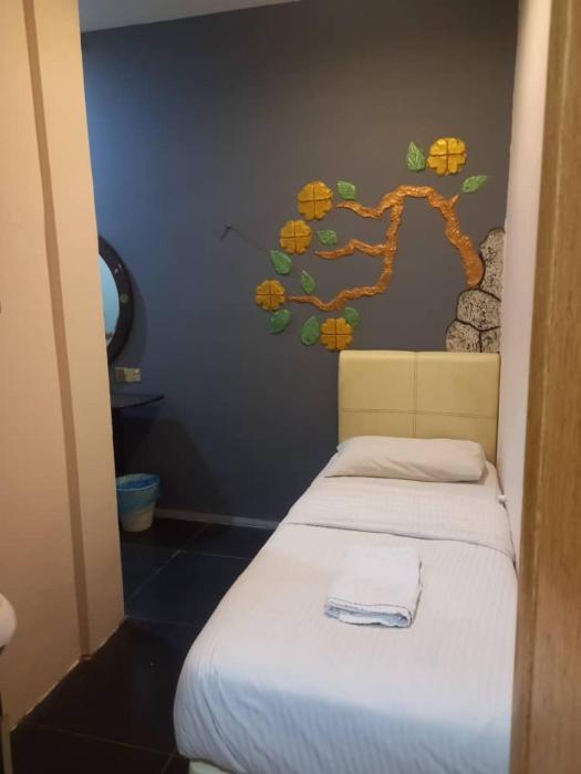golden leaf boutique hotel