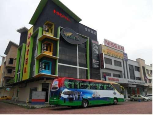 golden leaf boutique hotel