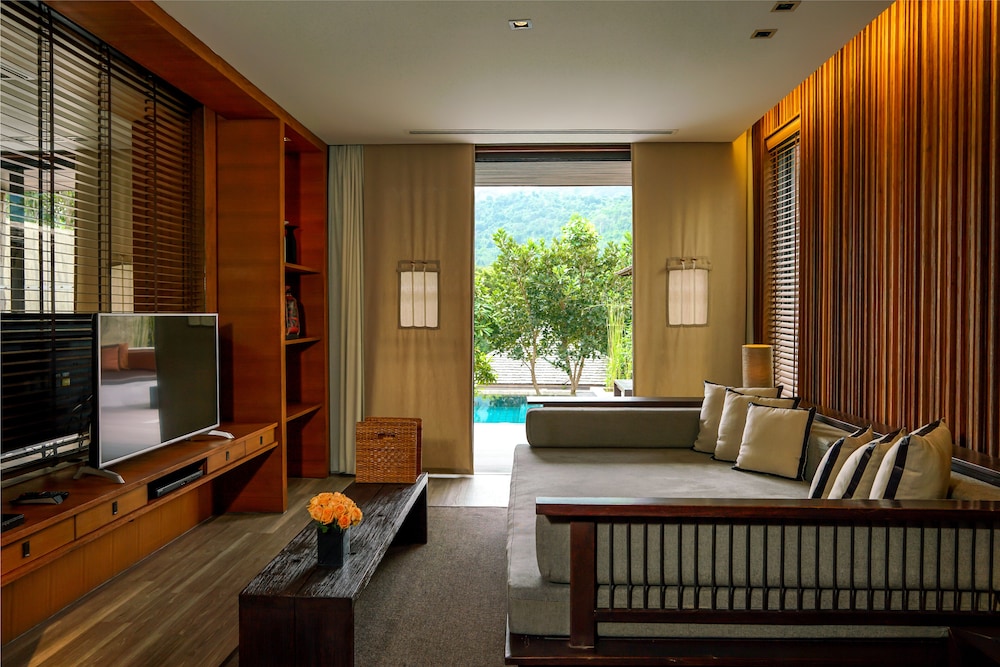 muthi maya forest pool villa resort