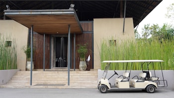 muthi maya forest pool villa resort