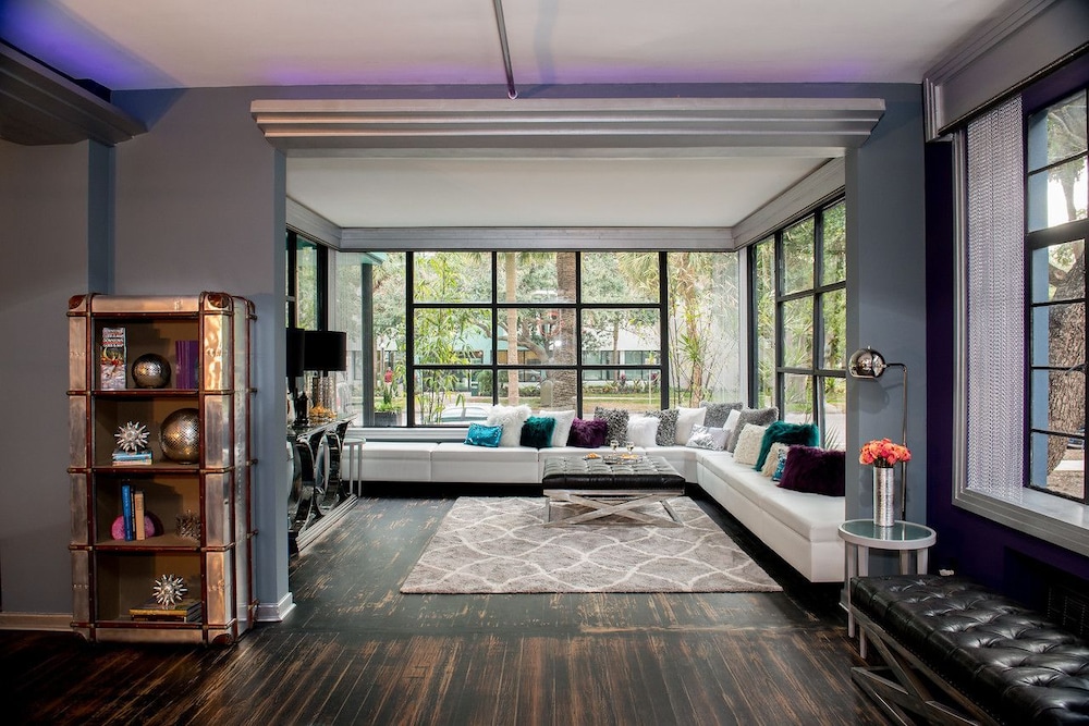 avalon hotel downtown st petersburg