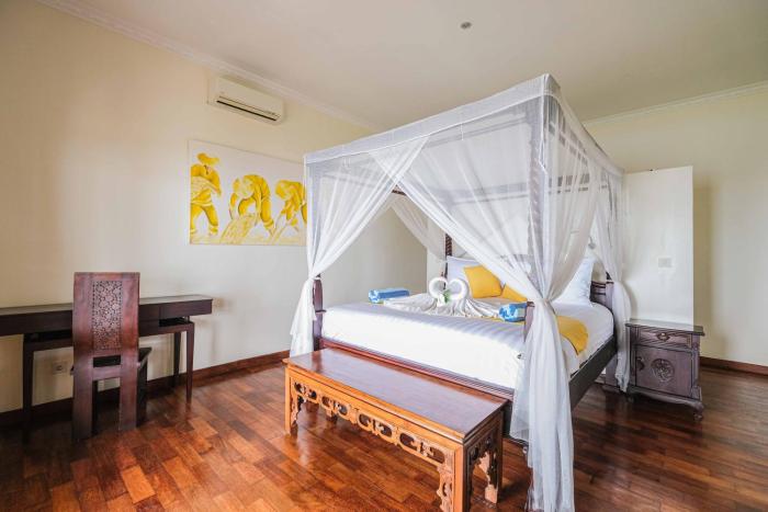 poinciana resort bali