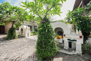 poinciana resort bali