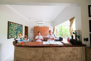 poinciana resort bali