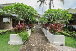 poinciana resort bali