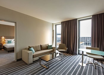 steigenberger airport hotel berlin