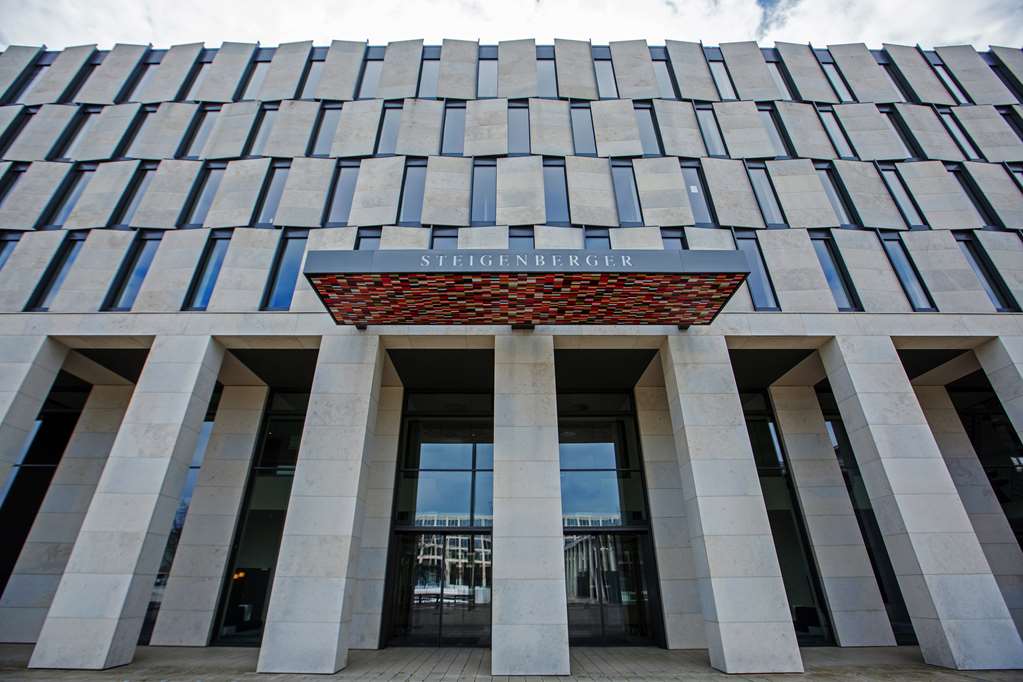 steigenberger airport hotel berlin