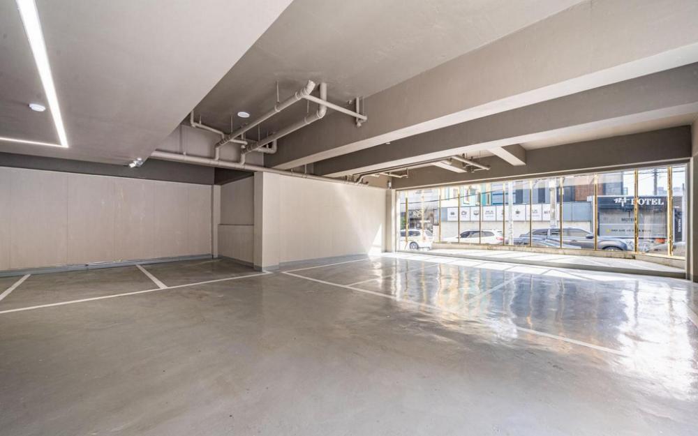 changwon palyongdong hotel leo