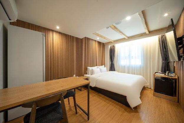 changwon sangnam dong hotel t t