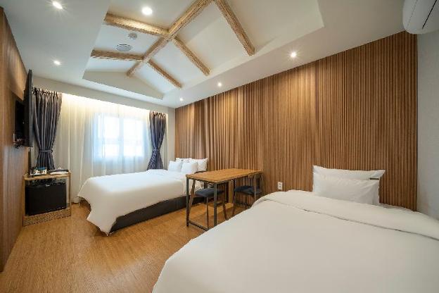 changwon sangnam dong hotel t t
