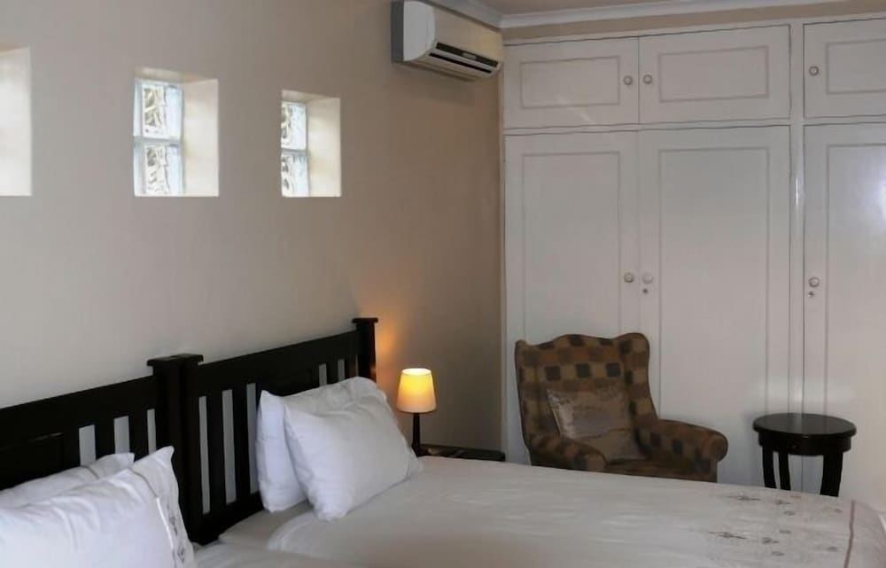 augusta villa st pio guest house