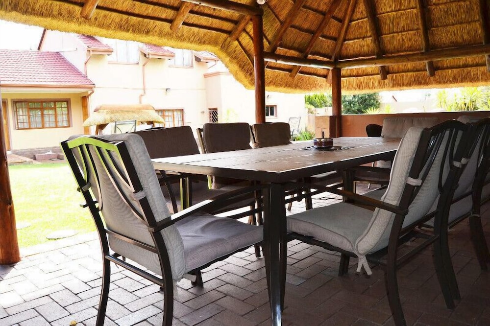 augusta villa st pio guest house