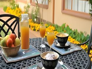 augusta villa st pio guest house