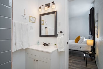 charming 4br 2ba only 5 mins downtown and riverwalk