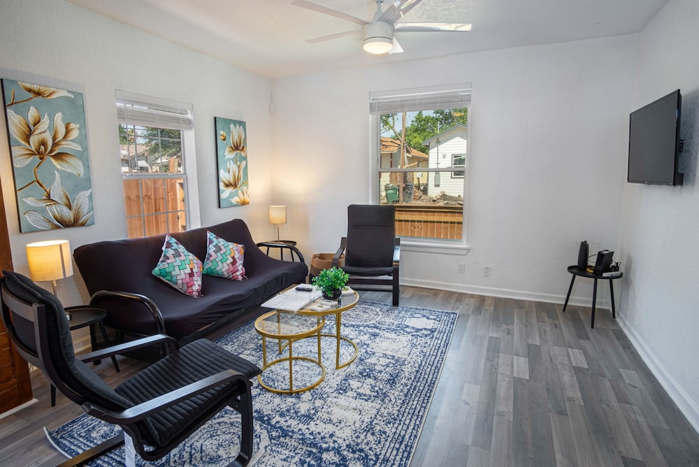 charming 4br 2ba only 5 mins downtown and riverwalk