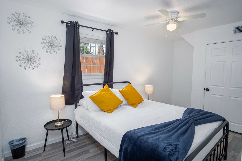 charming 4br 2ba only 5 mins downtown and riverwalk