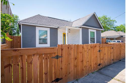 charming 4br 2ba only 5 mins downtown and riverwalk