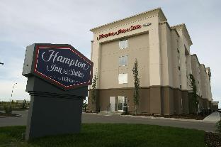 hampton inn and suites by hilton red deer