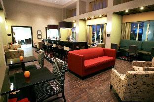 hampton inn and suites by hilton red deer