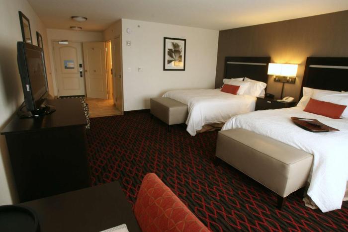 hampton inn and suites by hilton red deer
