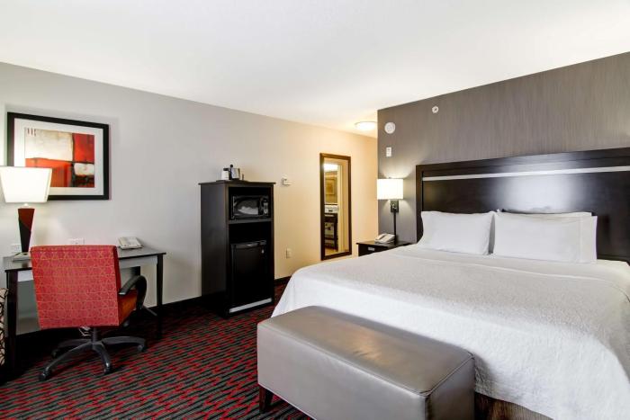 hampton inn and suites by hilton red deer
