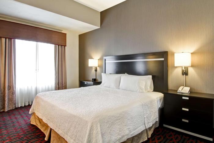 hampton inn and suites by hilton red deer