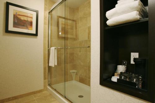 hampton inn and suites by hilton red deer