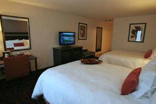 hampton inn and suites by hilton red deer