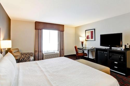 hampton inn and suites by hilton red deer