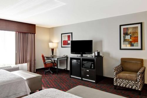 hampton inn and suites by hilton red deer
