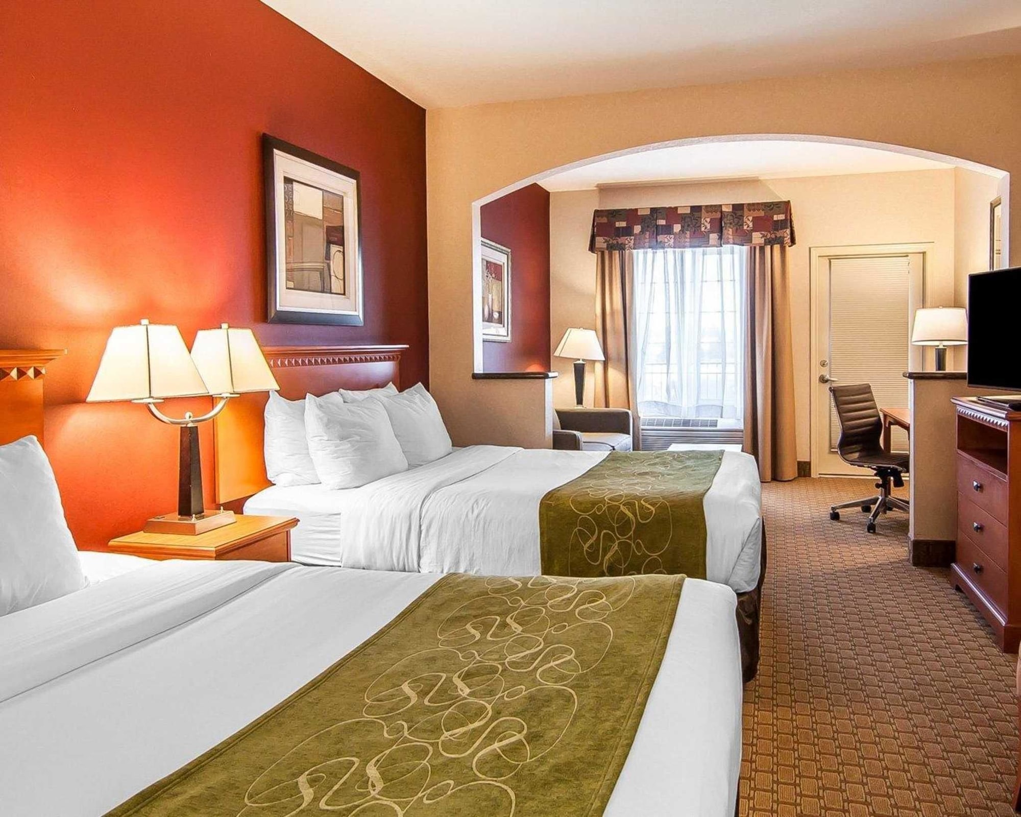 comfort suites redmond airport