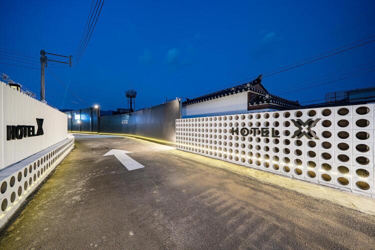cheongdo hotel x
