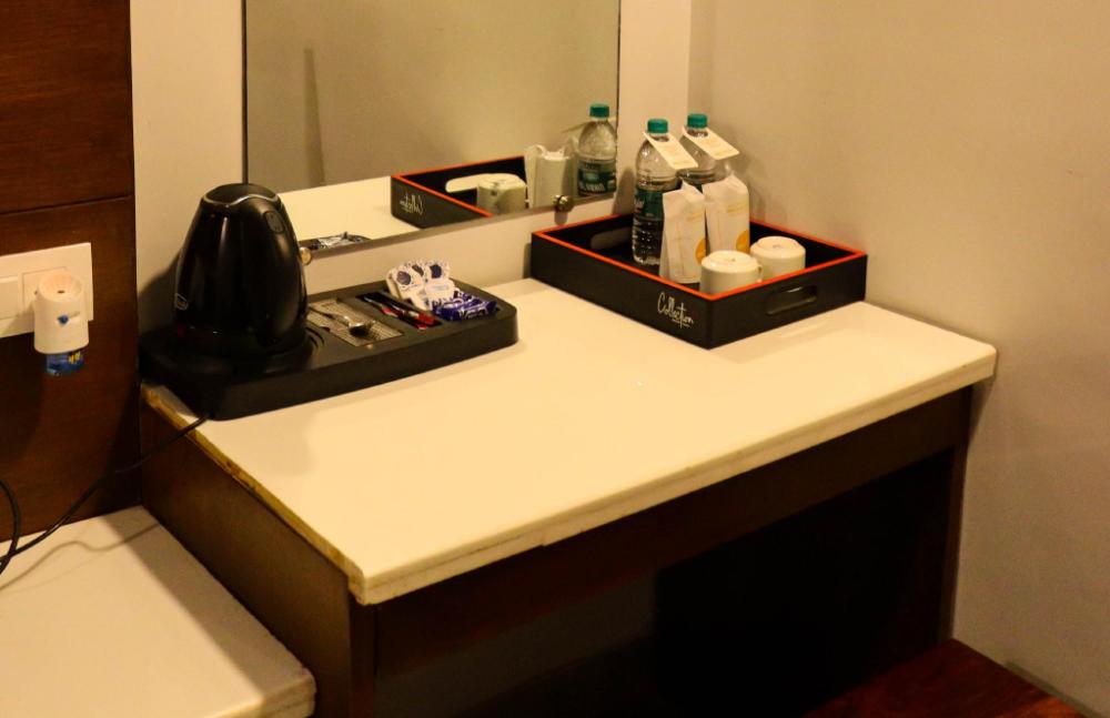 chhavi premium hotels