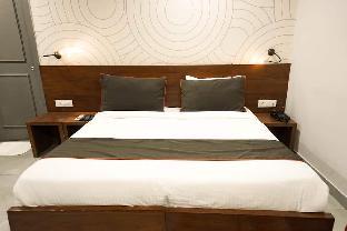 chhavi premium hotels
