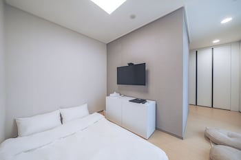 chuncheon bella residence hotel