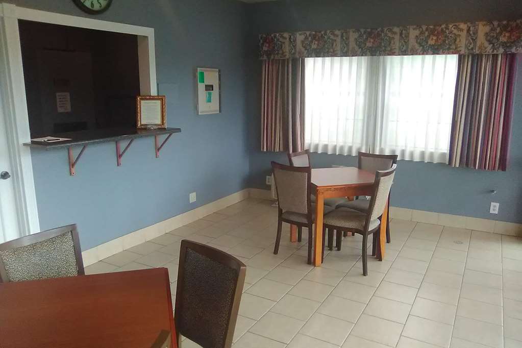 super 8 by wyndham kiowa