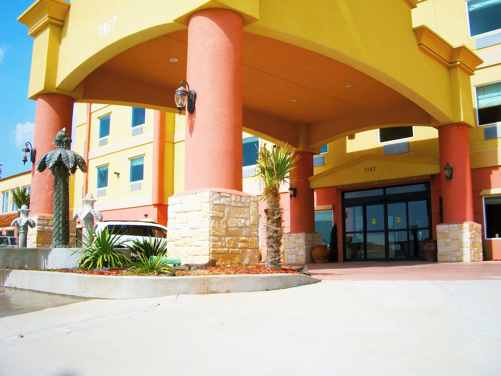 robinson inn and suites
