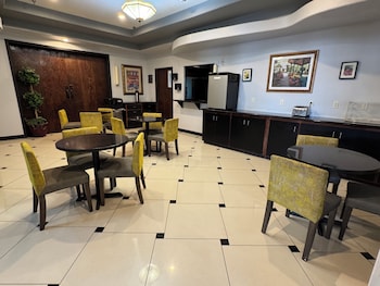 robinson inn and suites