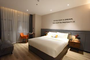 city comfort hotel luocheng chengzhong building