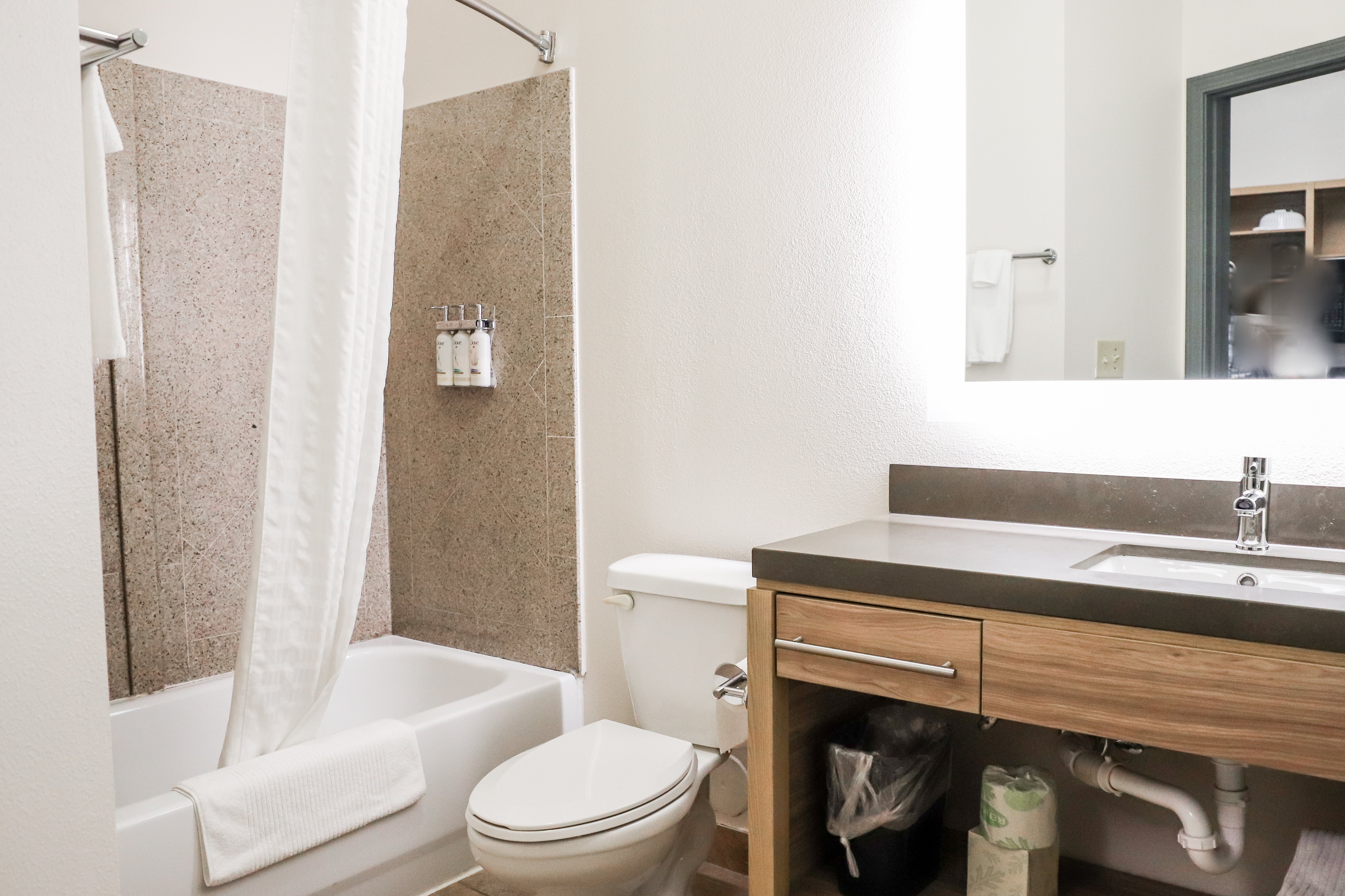 candlewood suites richmond airport by ihg