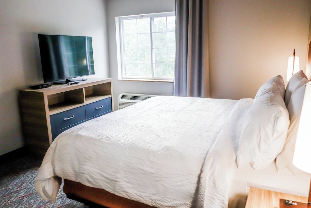 candlewood suites richmond airport by ihg