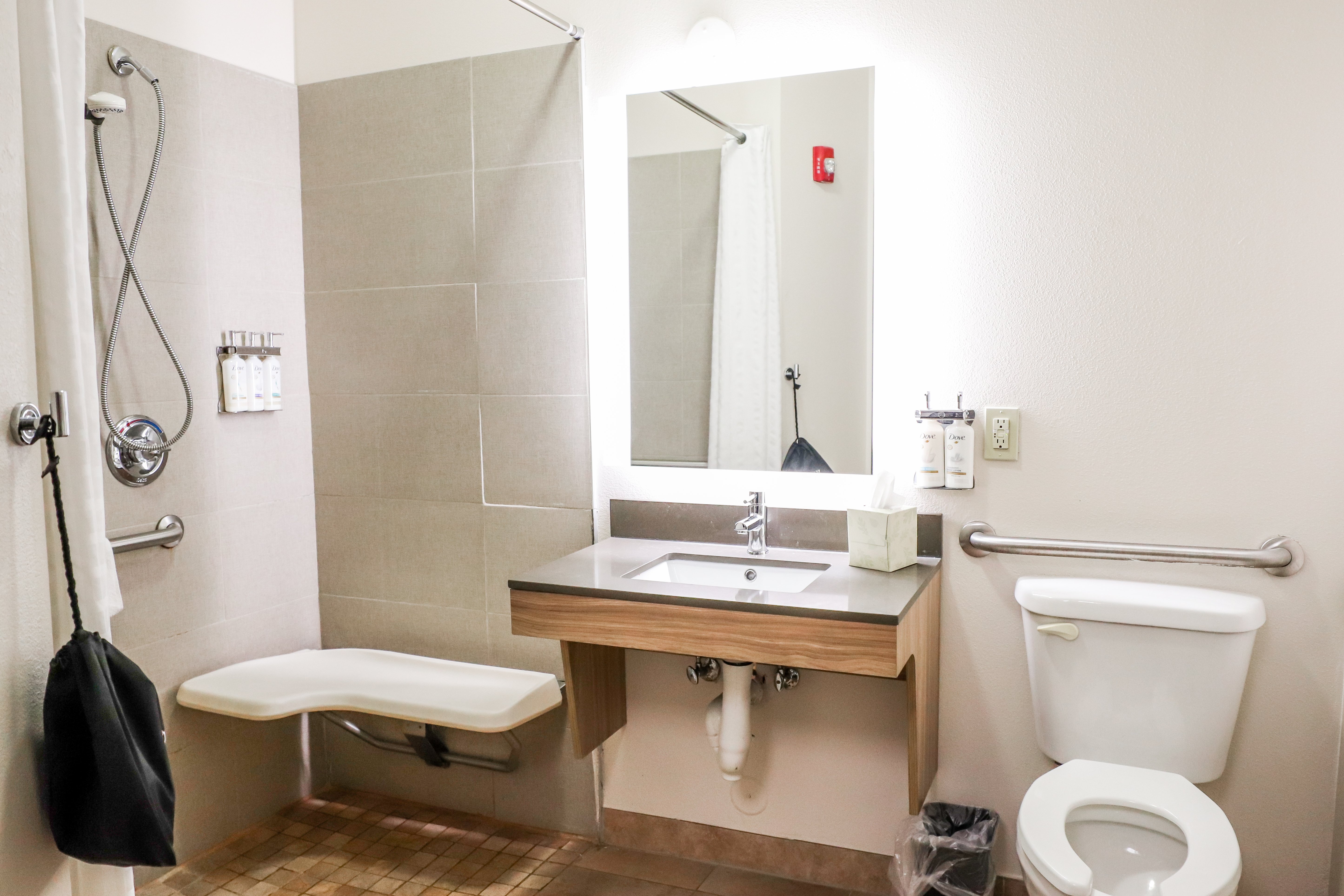 candlewood suites richmond airport by ihg