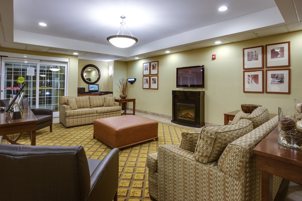 candlewood suites richmond airport by ihg
