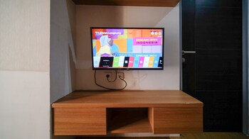 clean and comfy 1br at tamansari prospero apartment