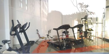 clean and comfy 1br at tamansari prospero apartment