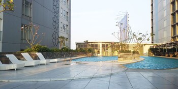 clean and comfy 1br at tamansari prospero apartment